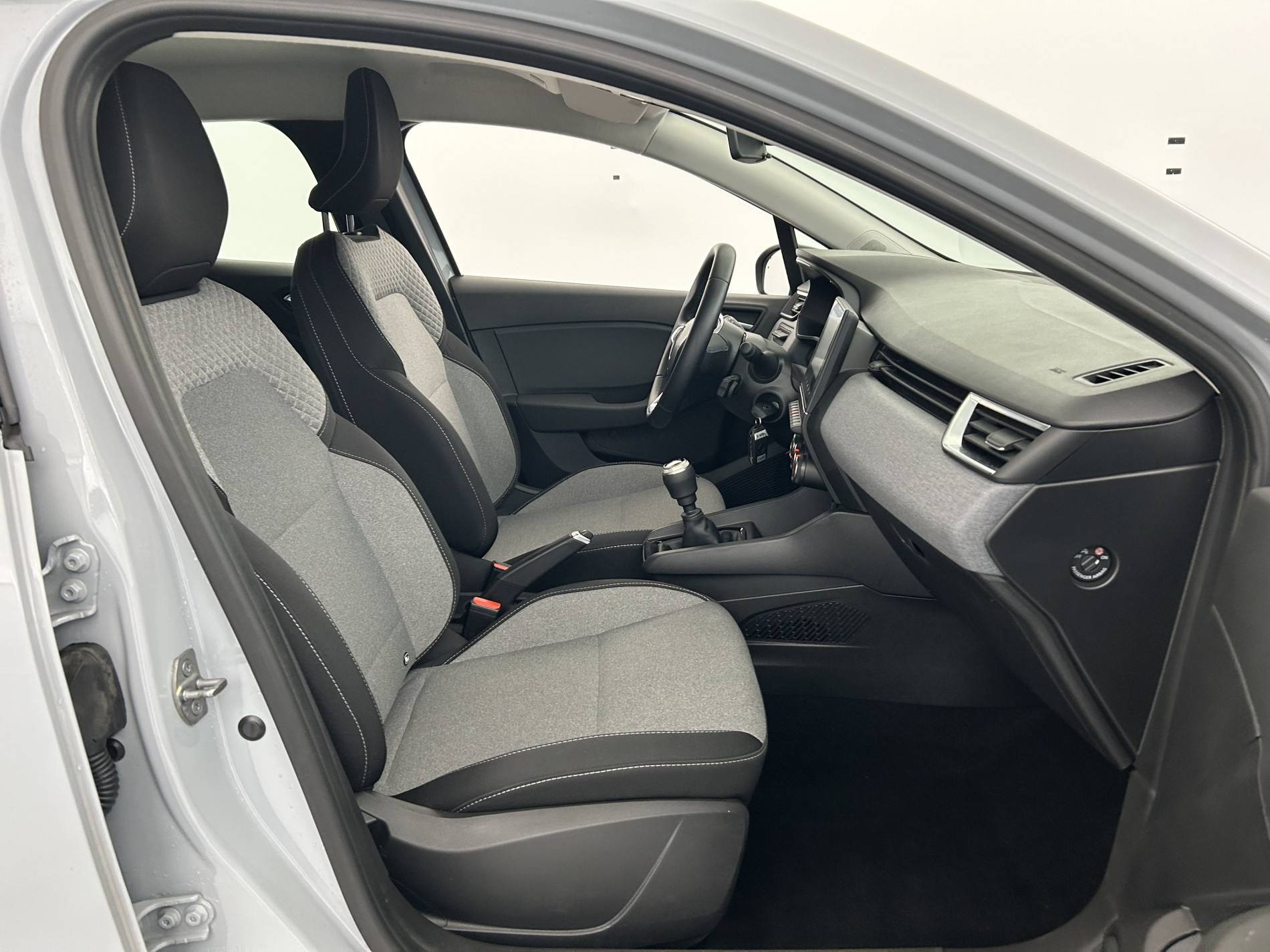 Vente en ligne Renault Clio 5 Clio TCe 90 au prix de 16 490 €