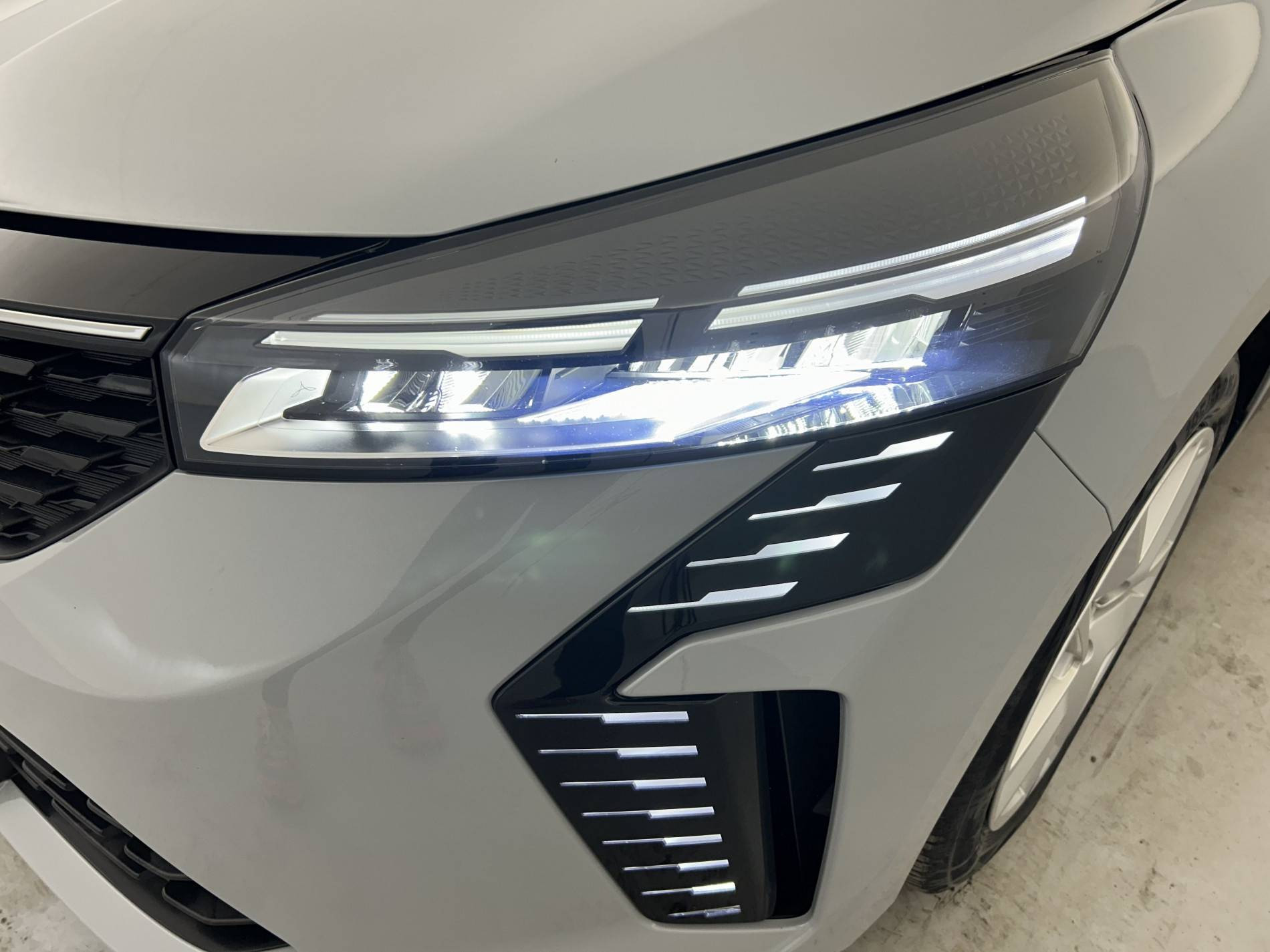 Vente en ligne Renault Clio 5 Clio TCe 90 au prix de 16 490 €