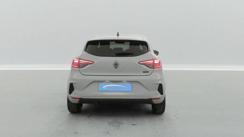 Vente en ligne Renault Clio 5 Clio E-Tech full hybrid 145 au prix de 21 570 €