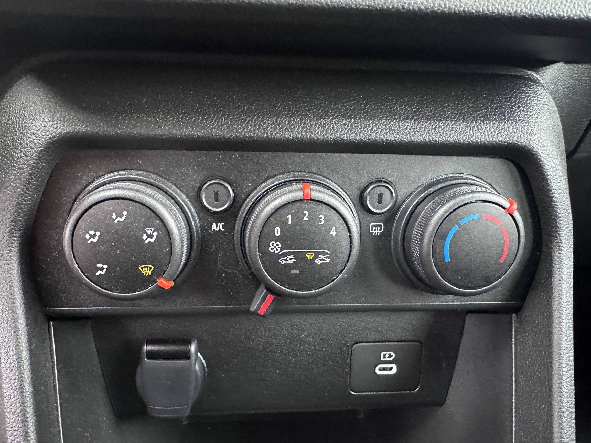 Vente en ligne Dacia Sandero  TCe 90 auto au prix de 19 990 €