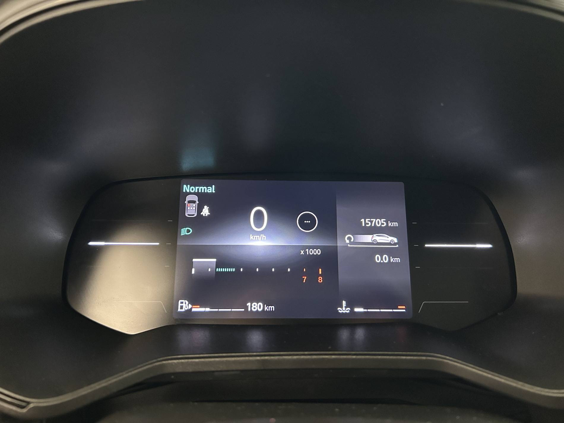 Vente en ligne Renault Clio 5 Clio TCe 90 au prix de 15 990 €