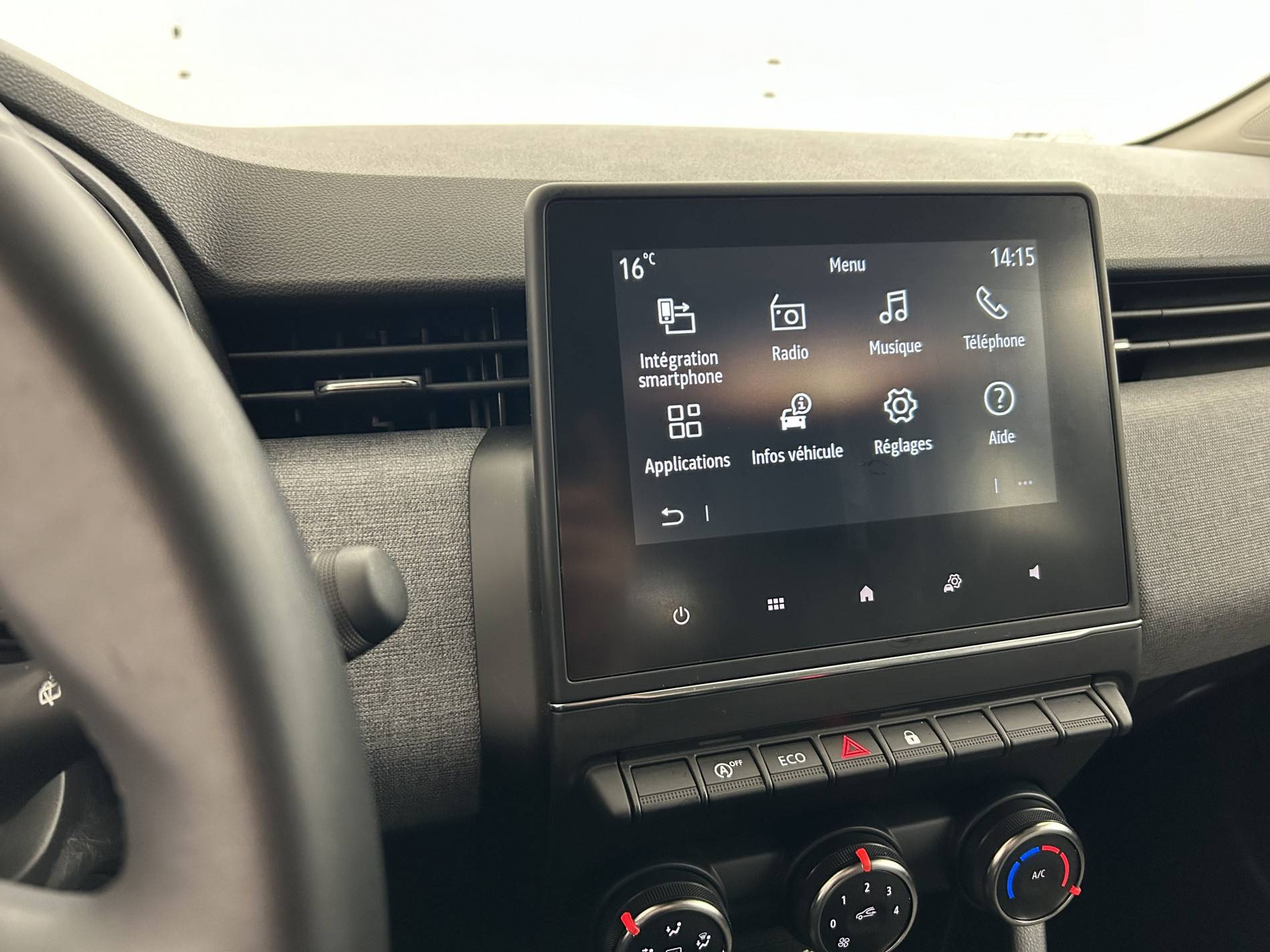 Vente en ligne Renault Clio 5 Clio TCe 90 au prix de 15 990 €