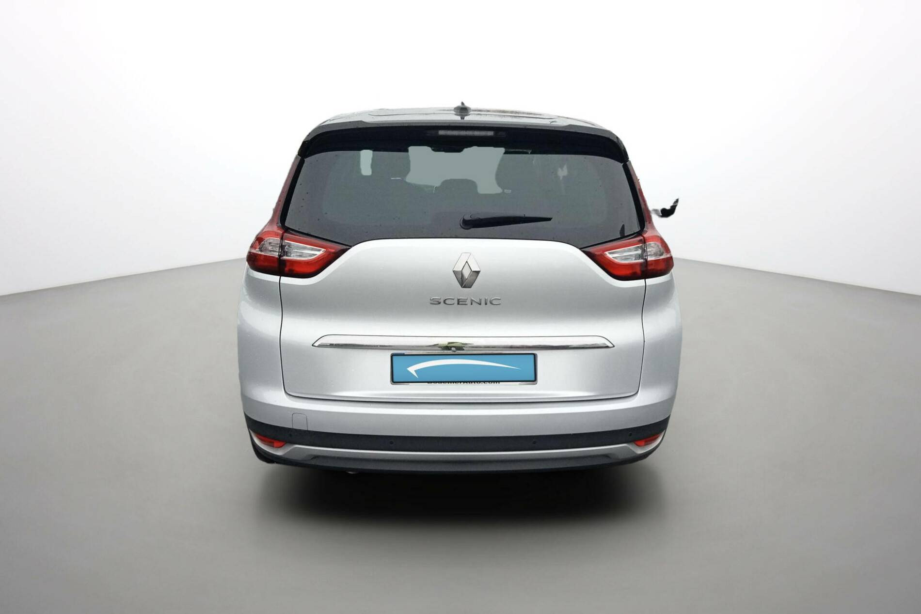 Vente en ligne Renault Grand Scenic 4 Grand Scenic TCe 140 EDC au prix de 24 890 €