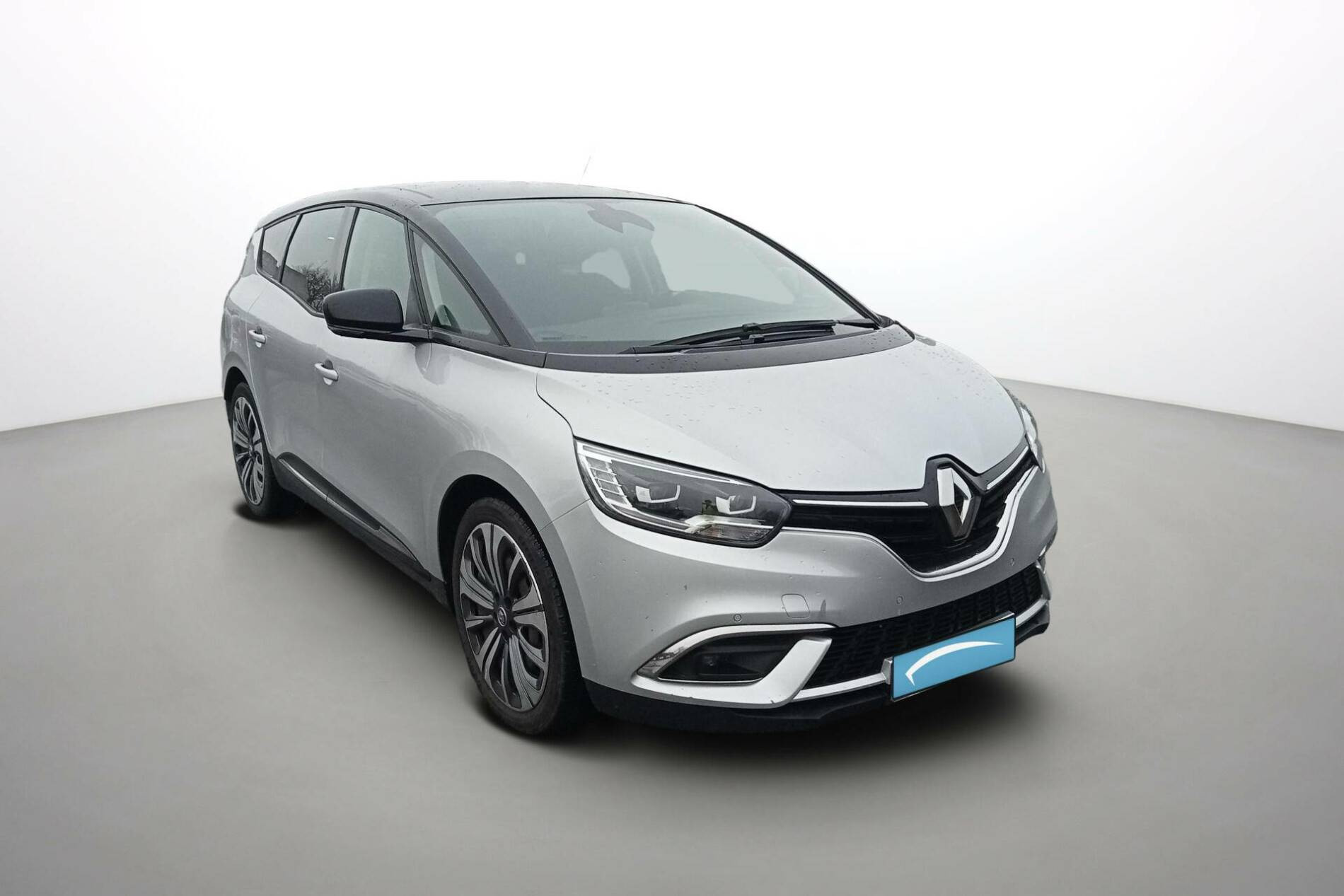 Vente en ligne Renault Grand Scenic 4 Grand Scenic TCe 140 EDC au prix de 24 890 €