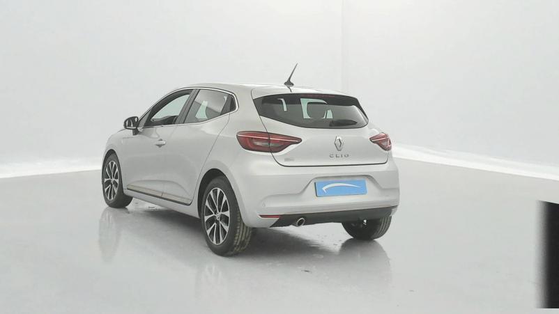 Vente en ligne Renault Clio 5 Clio TCe 90 - 21N au prix de 14 590 €