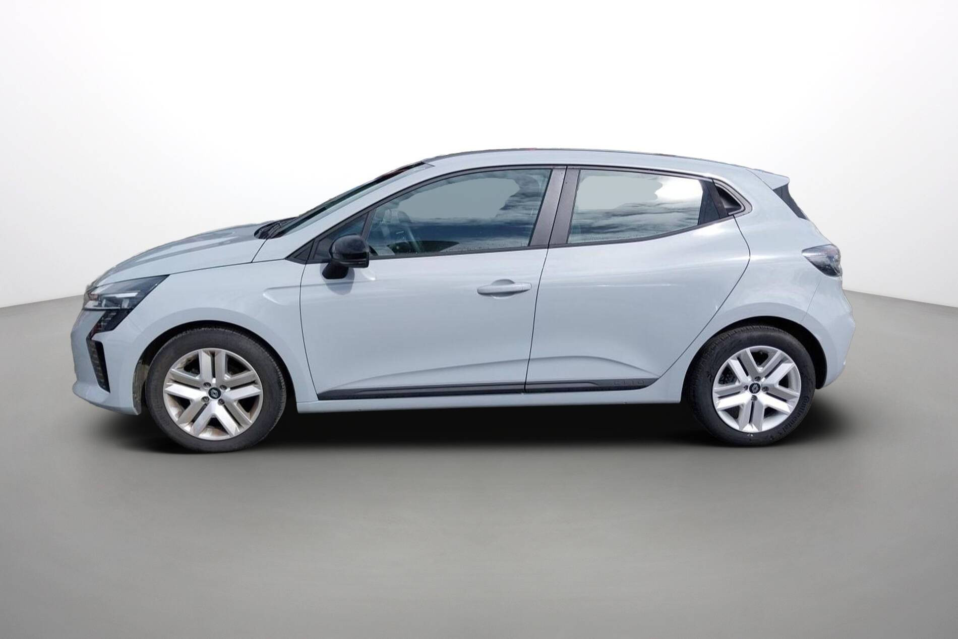 Vente en ligne Renault Clio 5 Clio TCe 90 au prix de 15 790 €