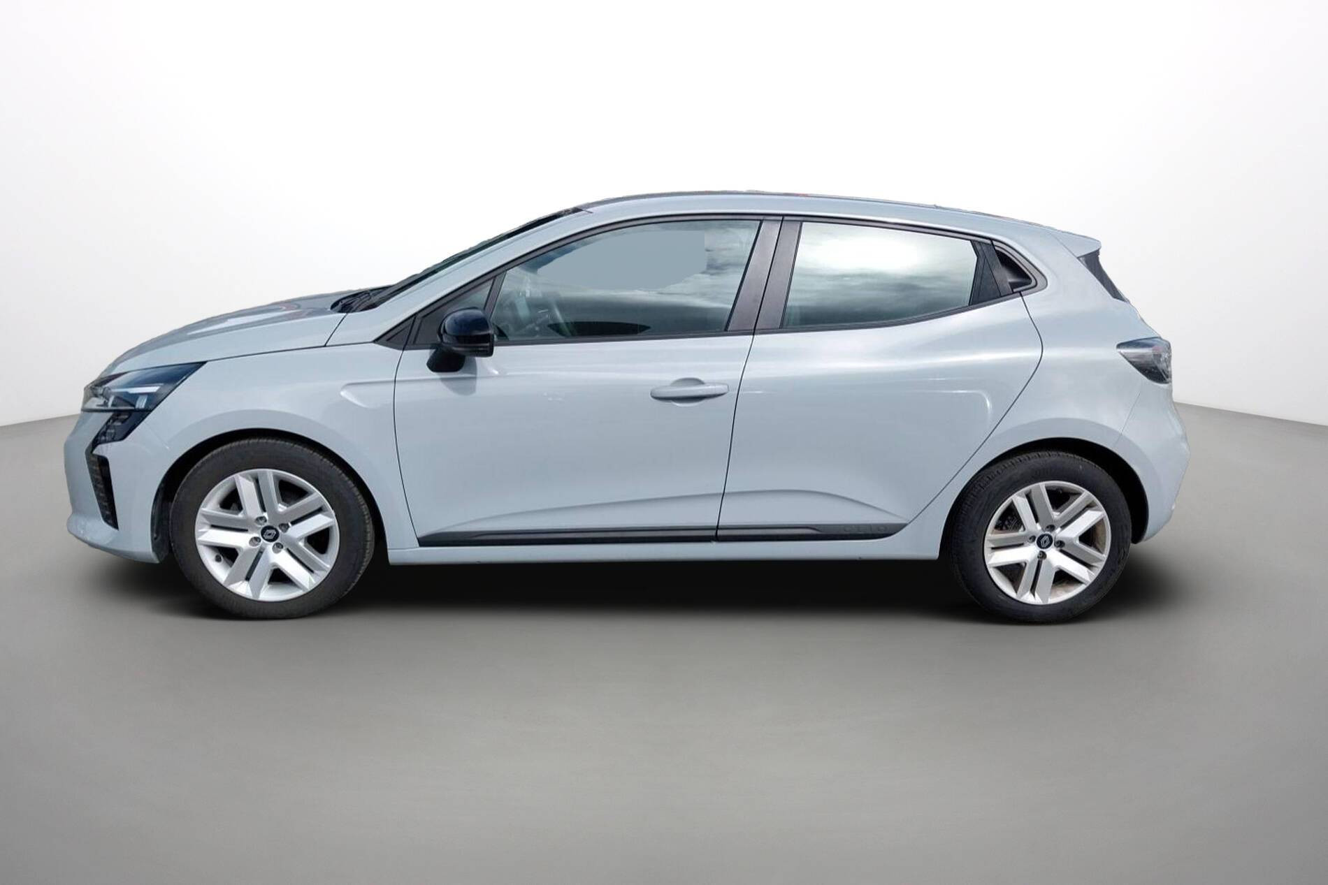 Vente en ligne Renault Clio 5 Clio TCe 90 au prix de 15 490 €