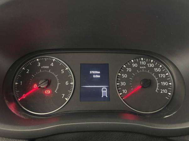 Vente en ligne Renault Master Fourgon MASTER FGN TRAC F3300 L1H2 BLUE DCI 135 au prix de 23 870 €