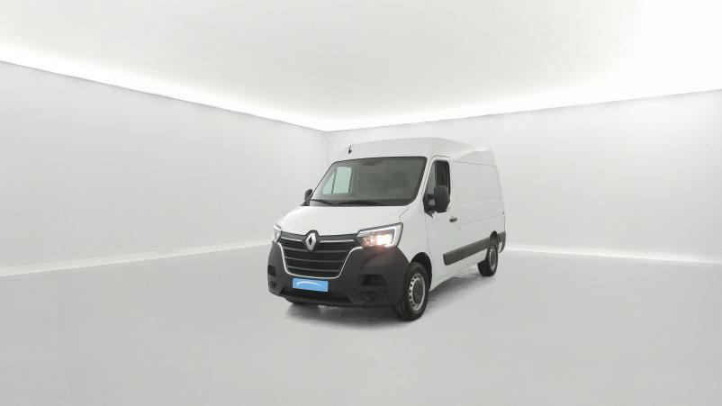 Vente en ligne Renault Master Fourgon MASTER FGN TRAC F3300 L1H2 BLUE DCI 135 au prix de 23 870 €