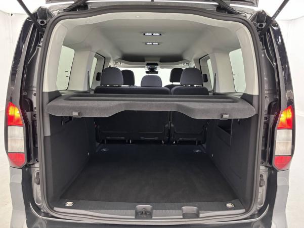 Vente en ligne Ford Grand Tourneo Connect  2.0 EcoBlue 122 BVM6 au prix de 26 970 €