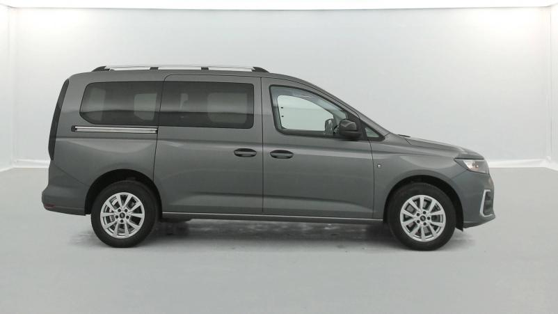 Vente en ligne Ford Grand Tourneo Connect  2.0 EcoBlue 122 BVM6 au prix de 26 970 €