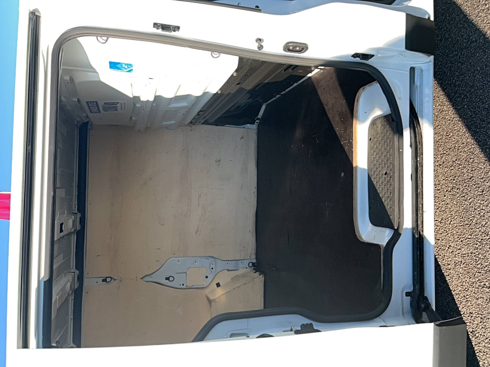 Vente en ligne Renault Trafic 3 Fourgon TRAFIC FGN L1H1 3T BLUE DCI 130 GSR2 au prix de 25 990 €