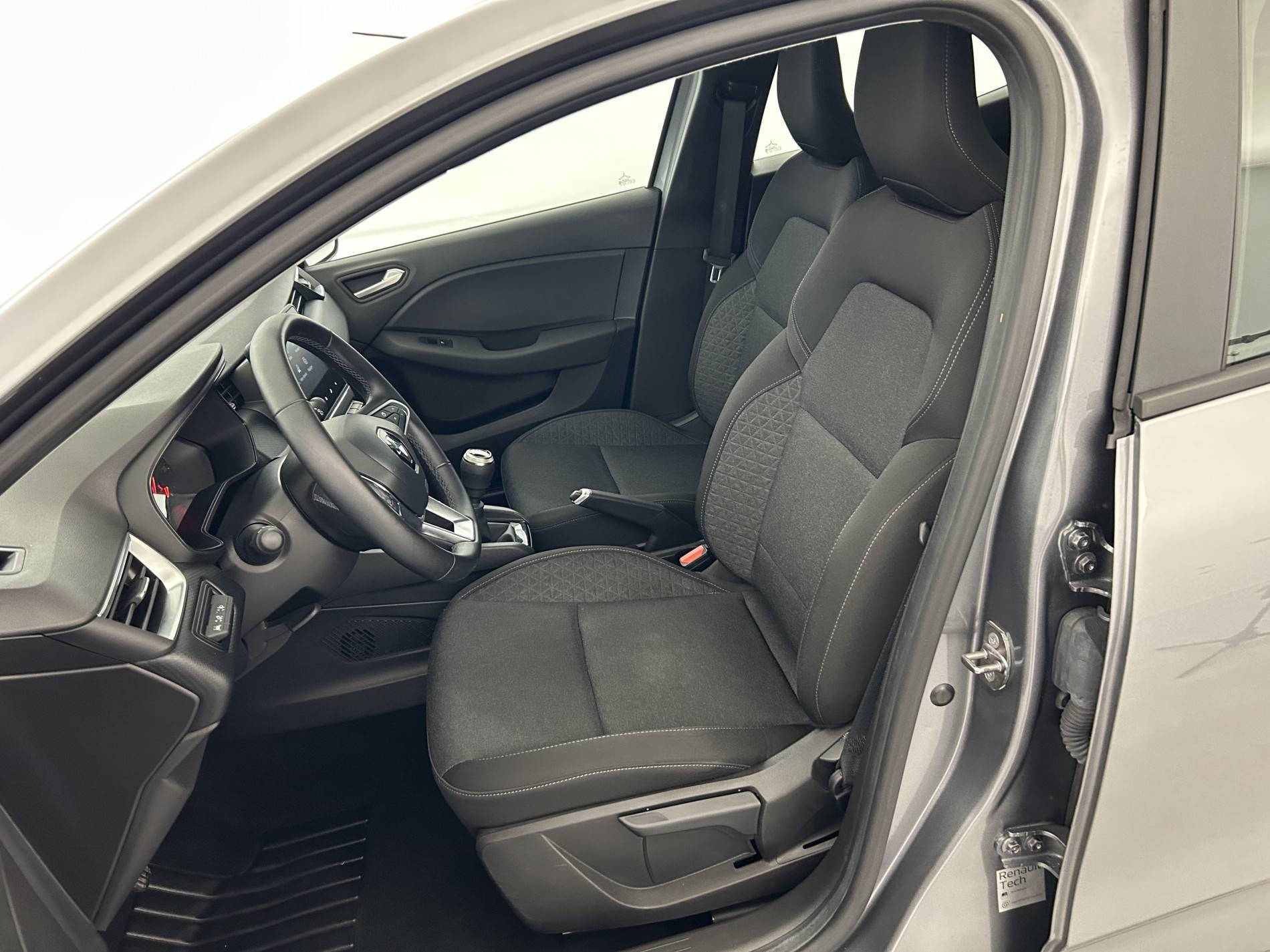 Vente en ligne Renault Clio 5 Clio TCe 90 au prix de 13 990 €