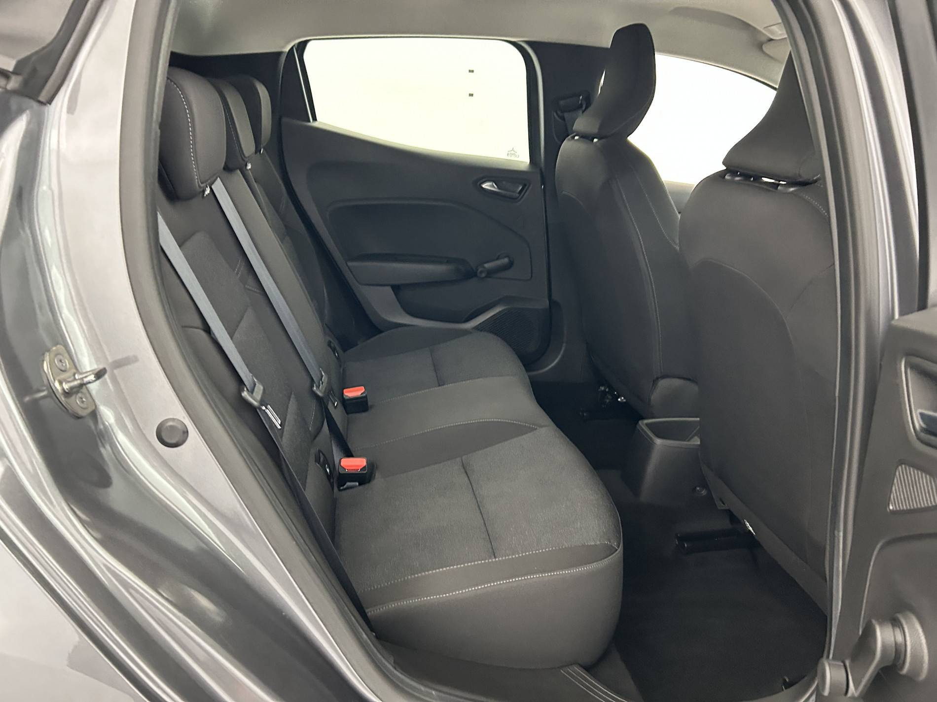 Vente en ligne Renault Clio 5 Clio TCe 90 au prix de 13 990 €