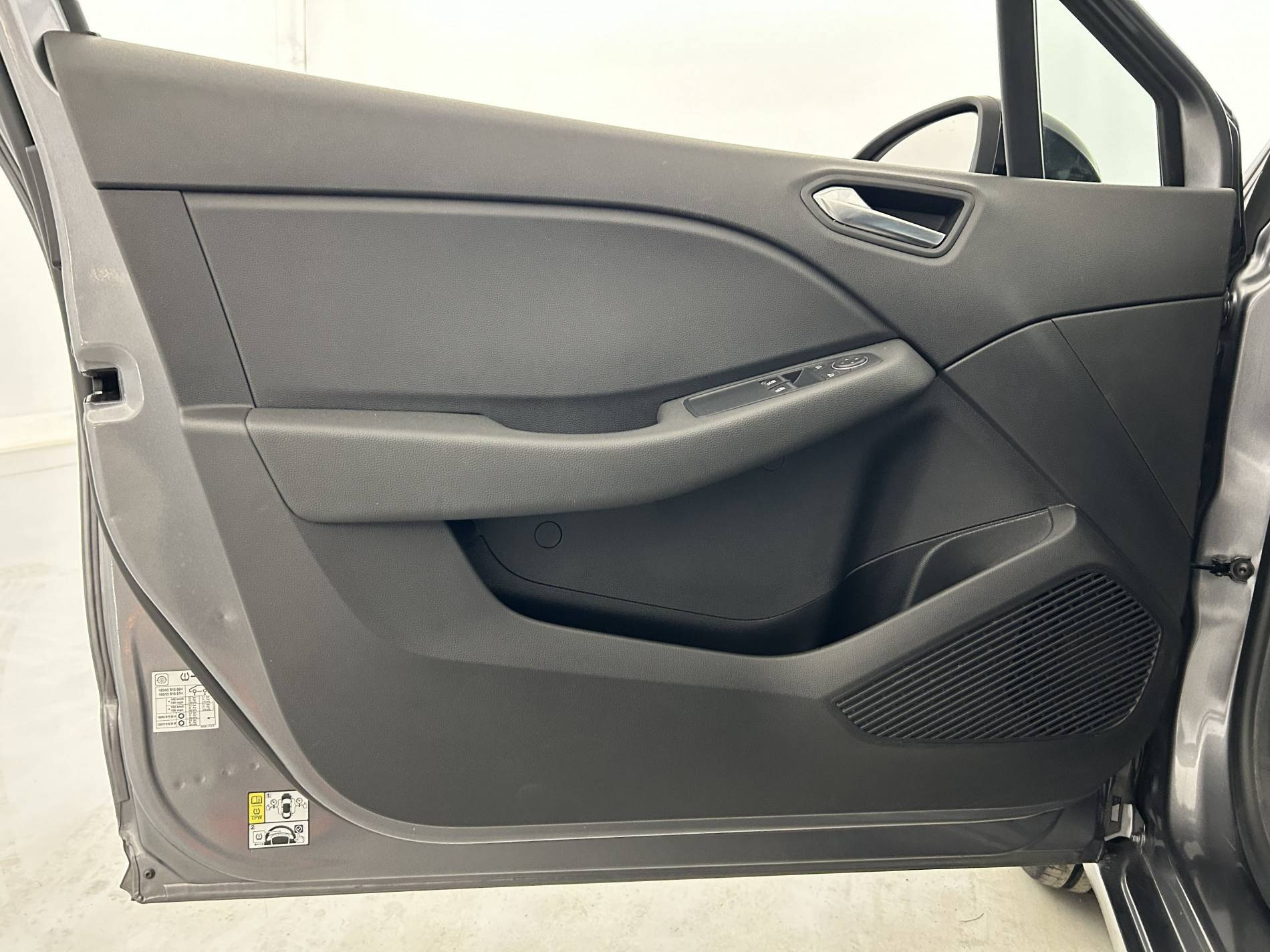 Vente en ligne Renault Clio 5 Clio TCe 90 au prix de 13 990 €