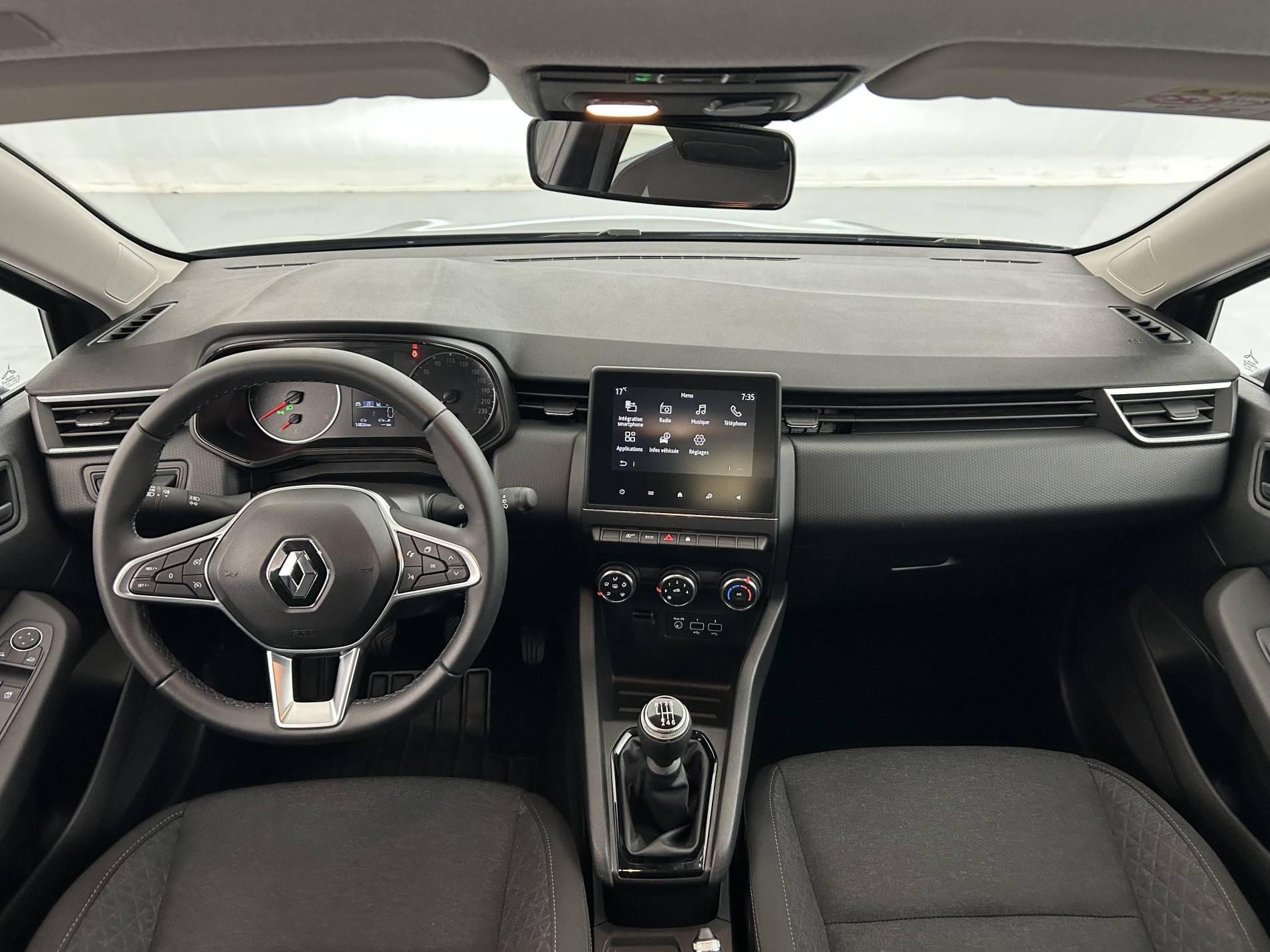 Vente en ligne Renault Clio 5 Clio TCe 90 au prix de 14 990 €