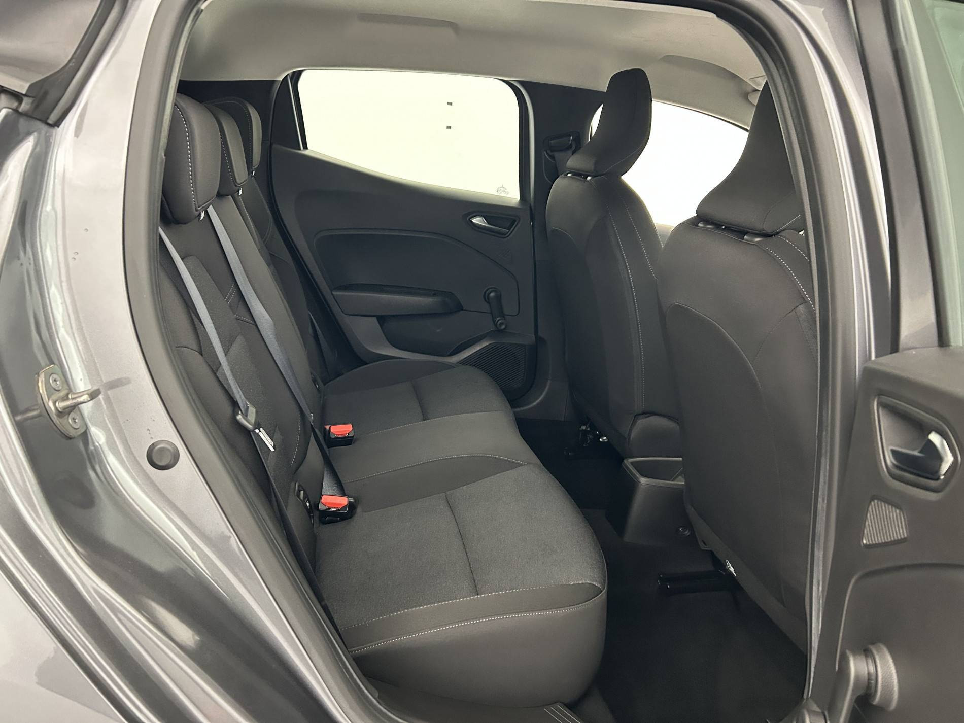 Vente en ligne Renault Clio 5 Clio TCe 90 au prix de 14 990 €