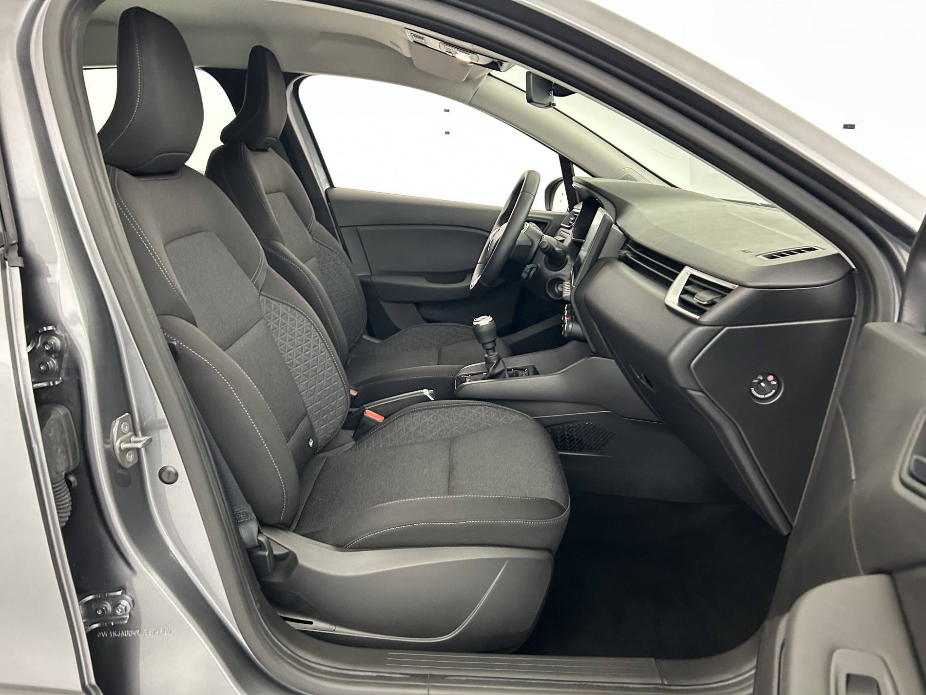 Vente en ligne Renault Clio 5 Clio TCe 90 au prix de 14 990 €