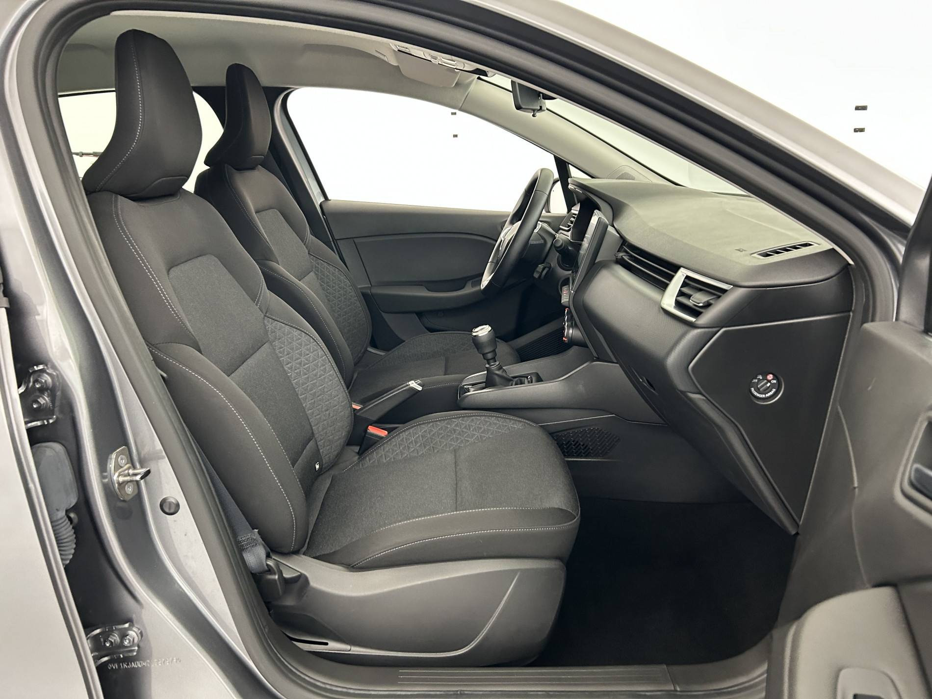 Vente en ligne Renault Clio 5 Clio TCe 90 au prix de 13 990 €