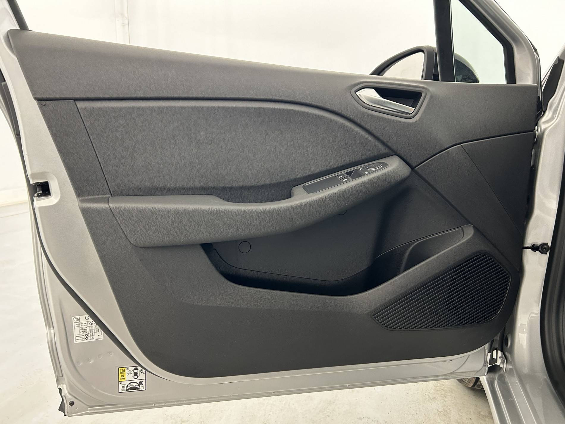 Vente en ligne Renault Clio 5 Clio TCe 90 au prix de 13 990 €