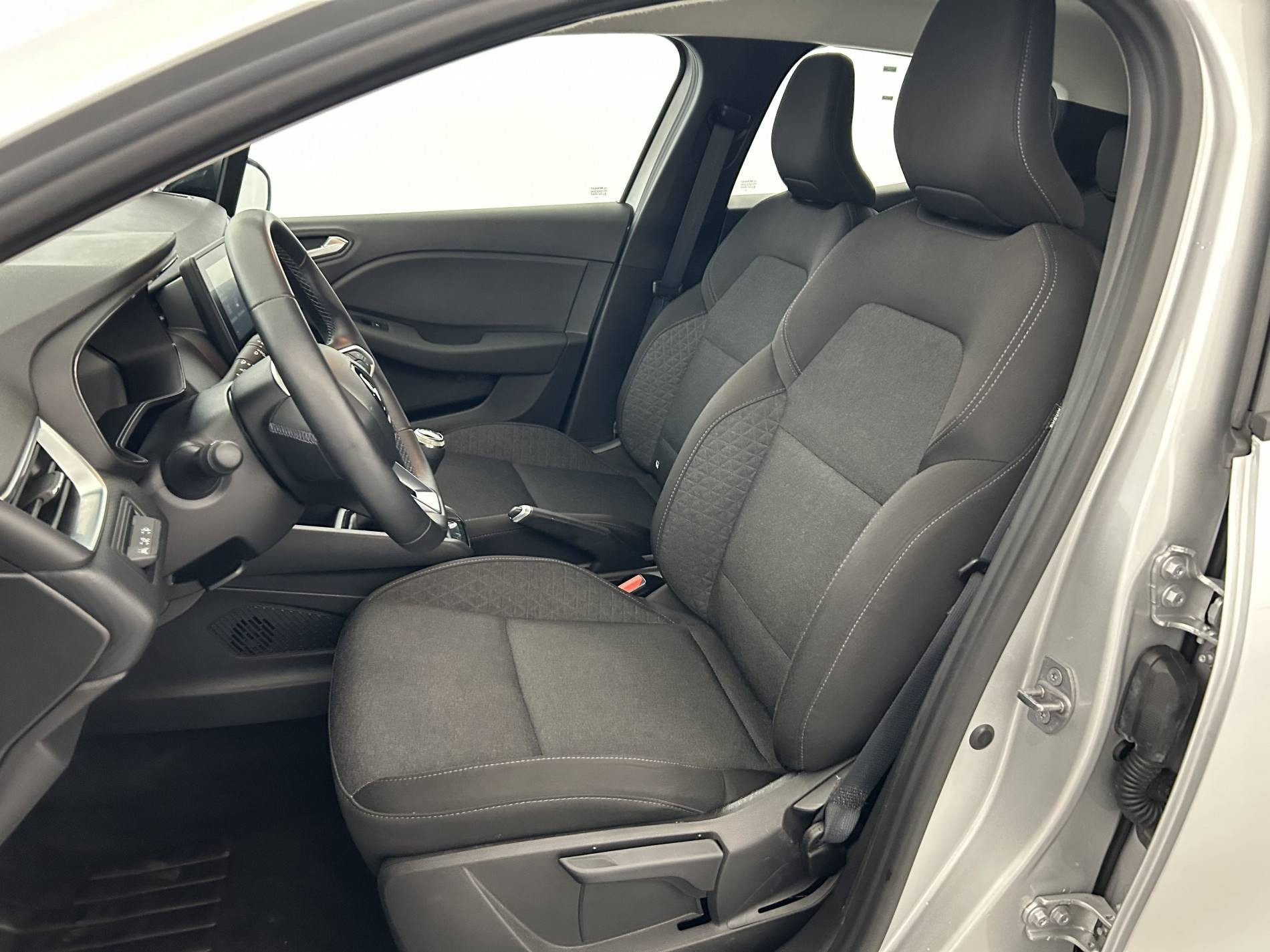 Vente en ligne Renault Clio 5 Clio TCe 90 au prix de 13 990 €