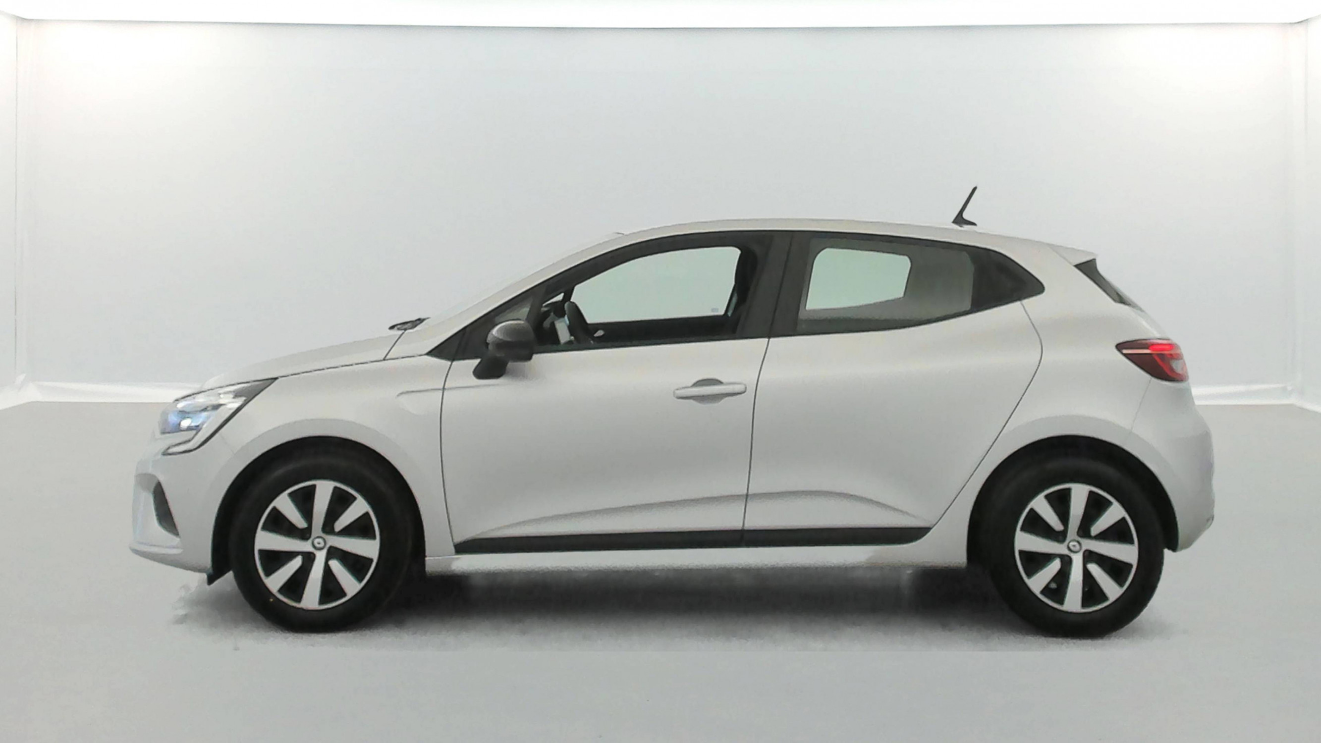 Vente en ligne Renault Clio 5 Clio TCe 90 au prix de 13 990 €