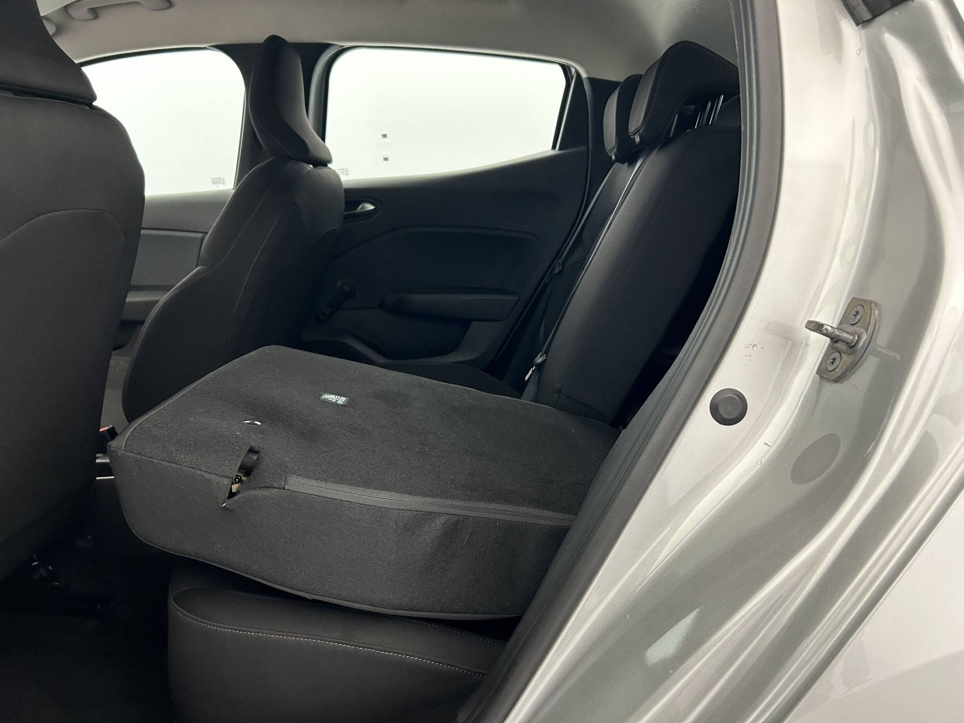 Vente en ligne Renault Clio 5 Clio TCe 90 au prix de 13 990 €