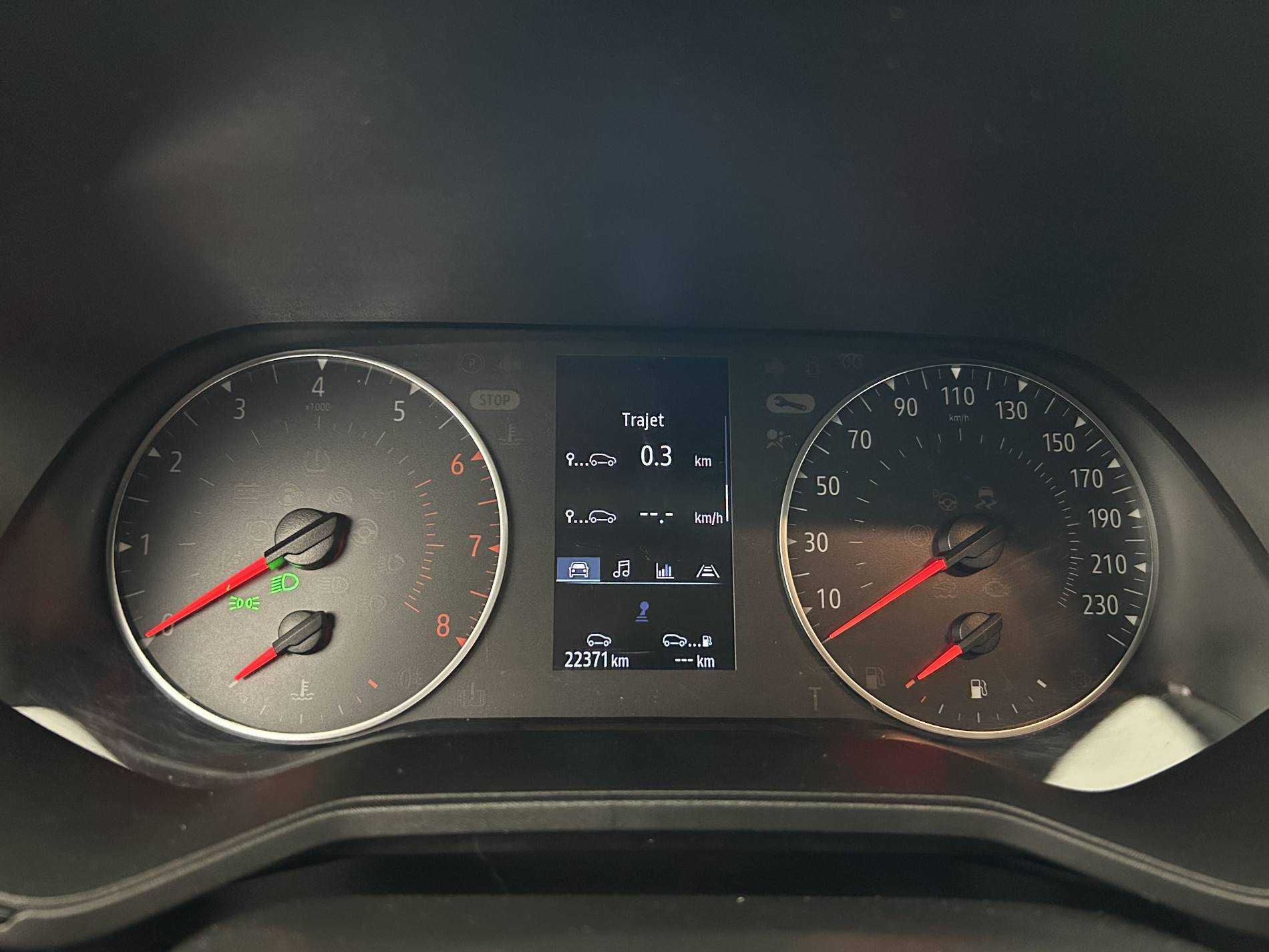 Vente en ligne Renault Clio 5 Clio TCe 90 au prix de 13 990 €