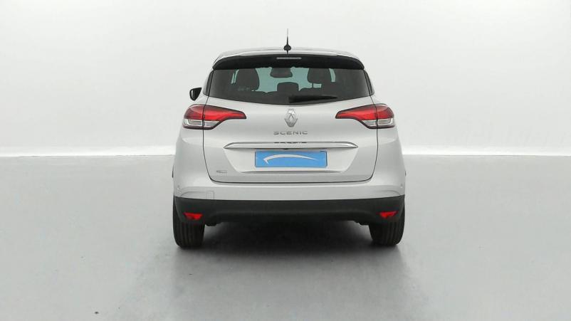 Vente en ligne Renault Scenic 4 Scenic Blue dCi 120 au prix de 17 990 €