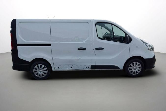 Vente en ligne Renault Trafic 3 Fourgon TRAFIC FGN L1H1 1000 KG DCI 120 au prix de 19 970 €