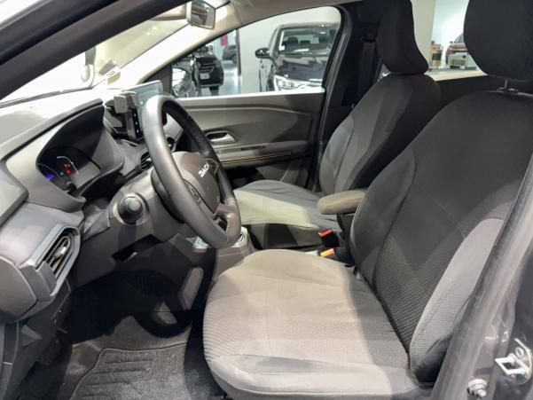 Vente en ligne Dacia Jogger  Hybrid 140 7 places au prix de 25 570 €