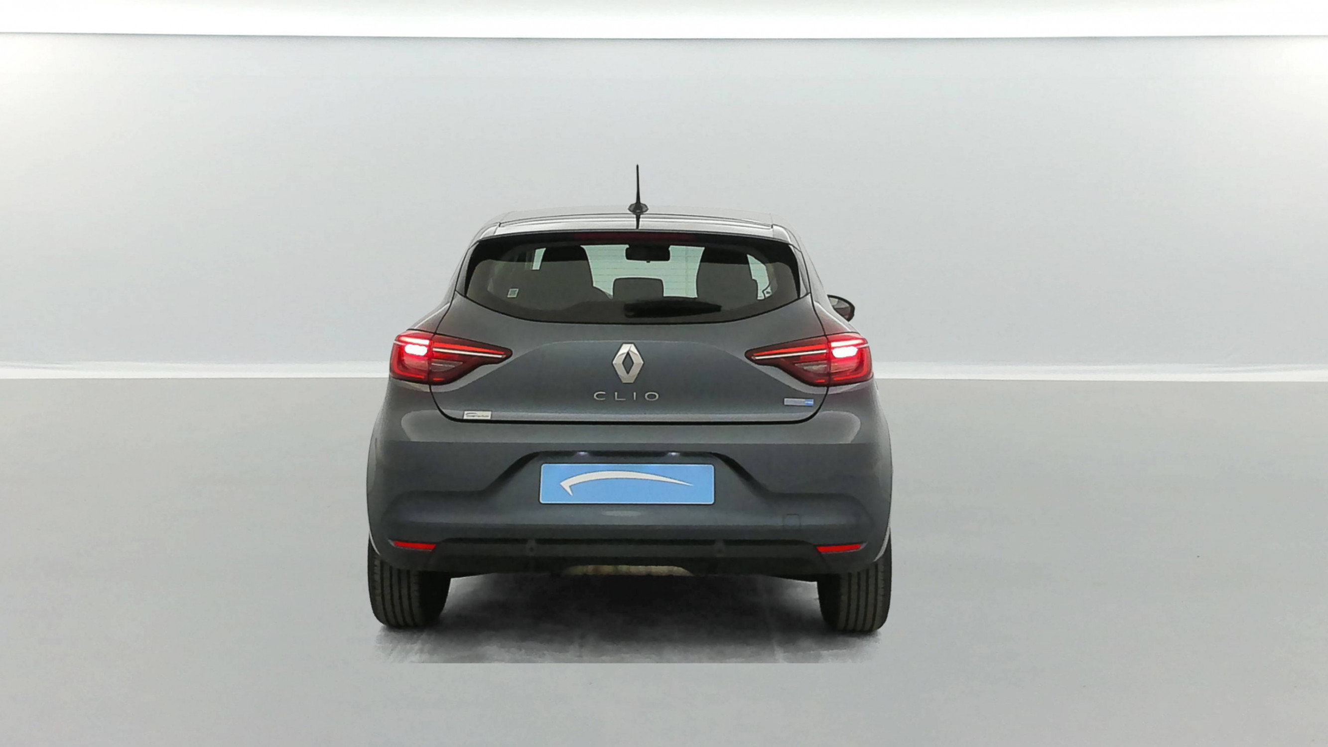 Vente en ligne Renault Clio 5 Clio E-Tech 140 - 21N au prix de 16 690 €