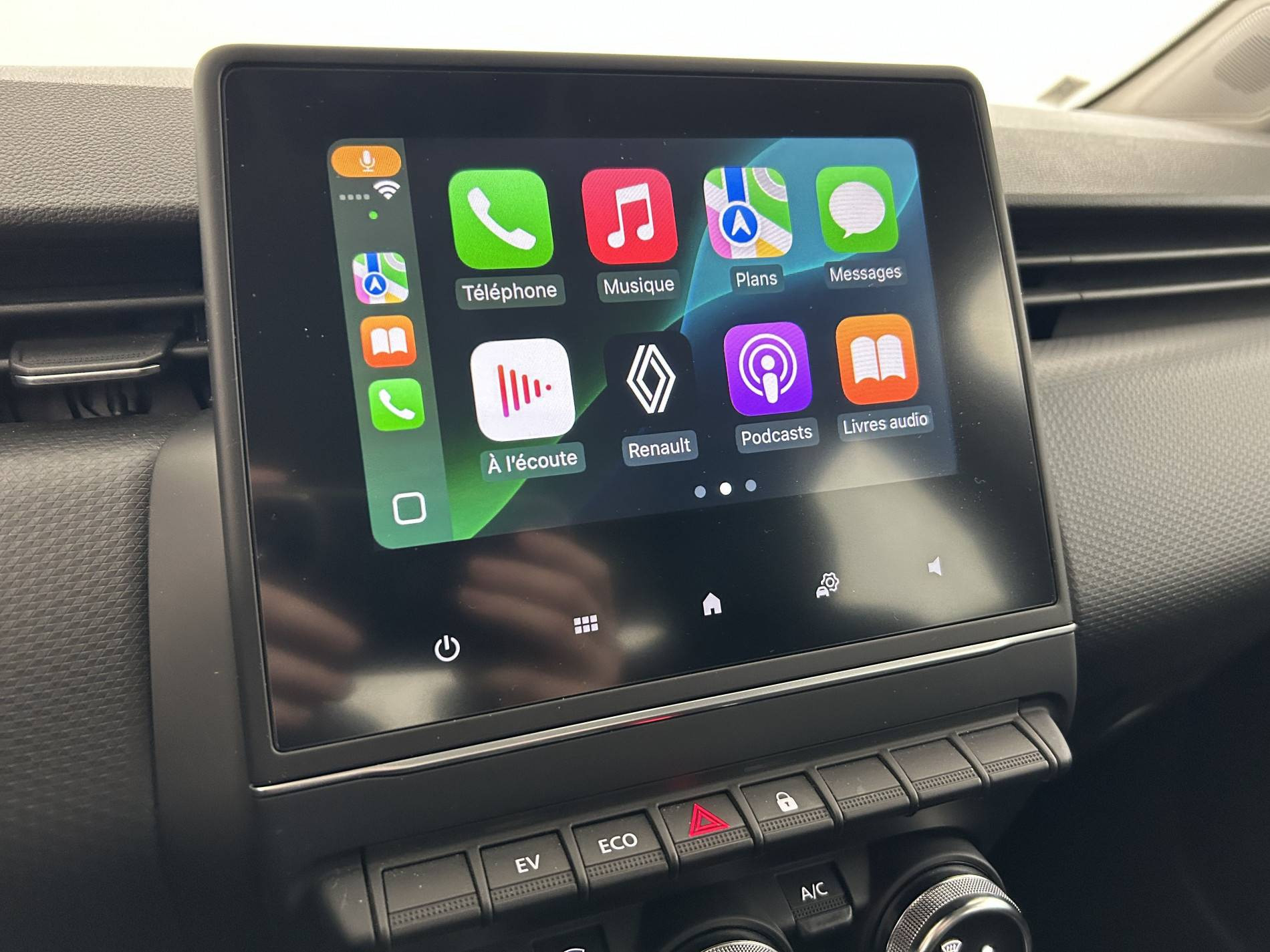 Vente en ligne Renault Clio 5 Clio E-Tech 140 - 21N au prix de 16 690 €