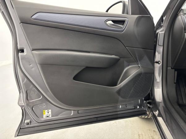 Vente en ligne Renault Arkana  mild hybrid 140 EDC FAP - 22 au prix de 19 970 €