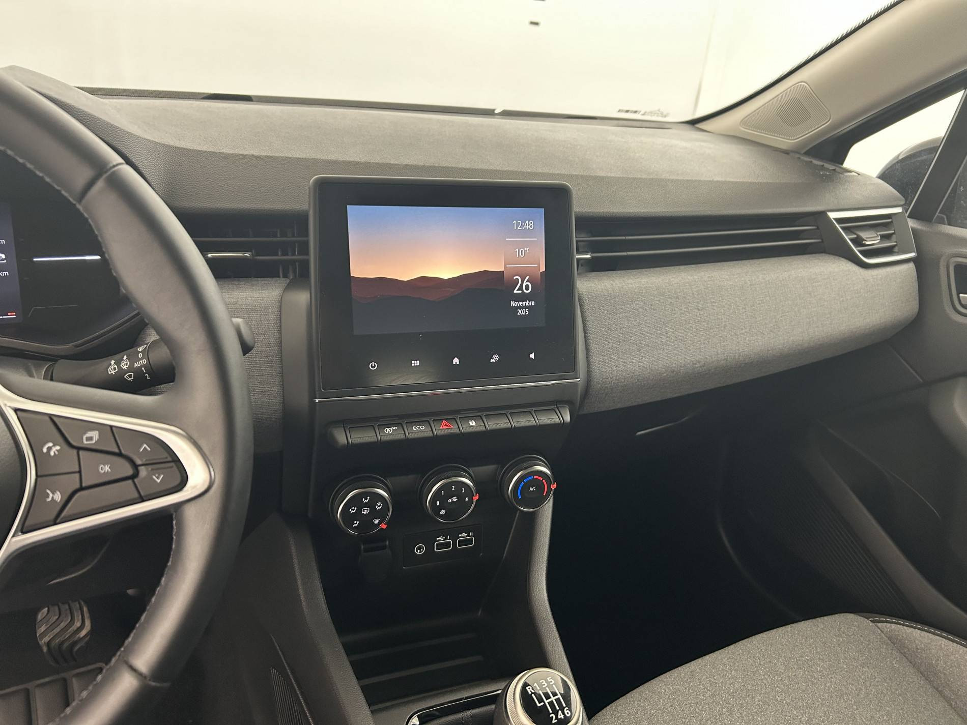 Vente en ligne Renault Clio 5 Clio TCe 90 au prix de 16 490 €