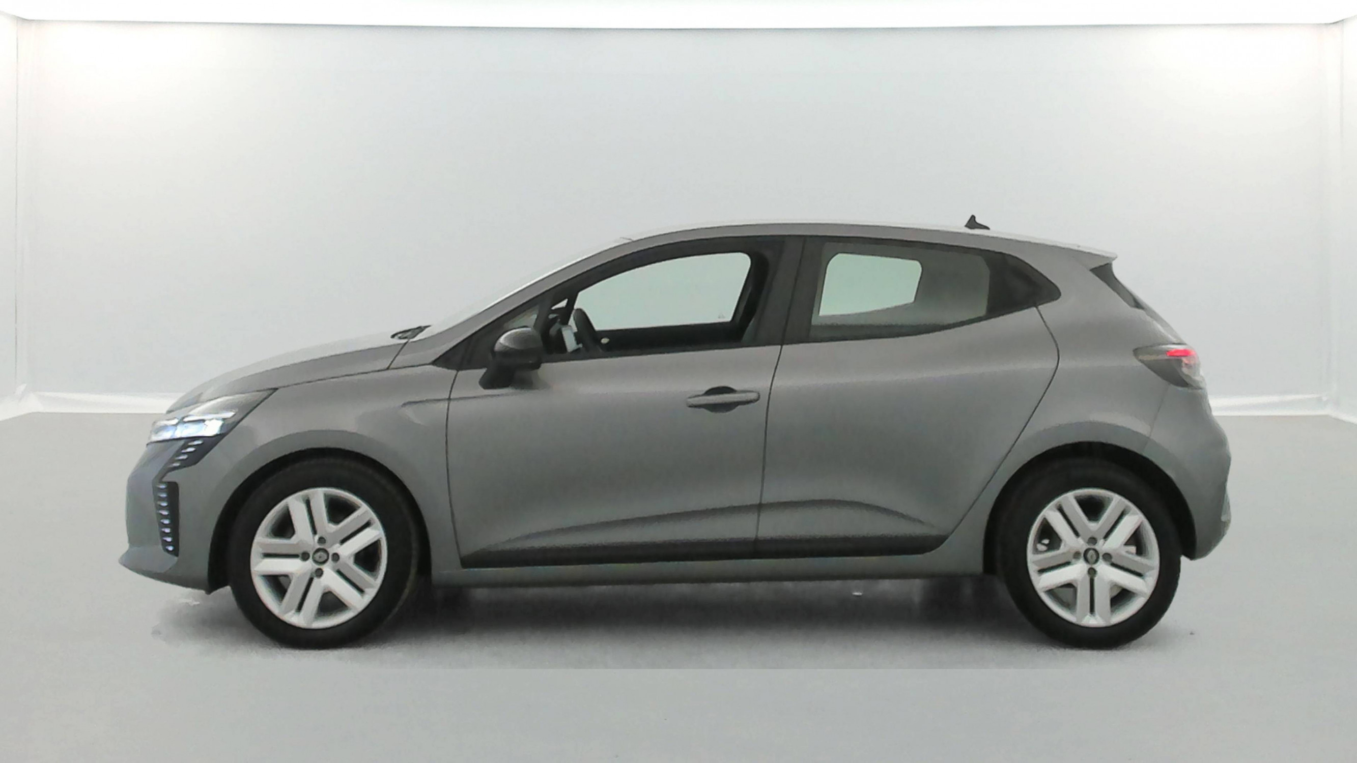 Vente en ligne Renault Clio 5 Clio TCe 90 au prix de 16 490 €