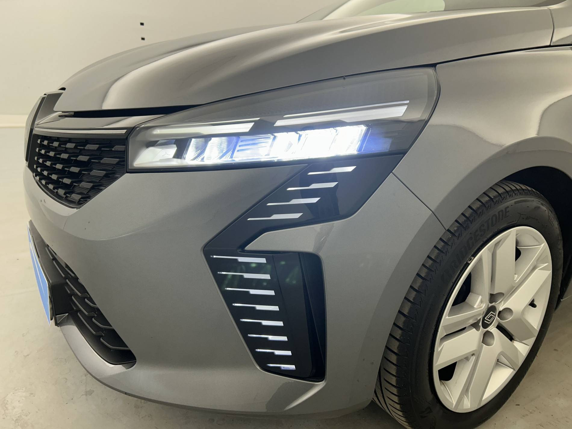 Vente en ligne Renault Clio 5 Clio TCe 90 au prix de 16 490 €