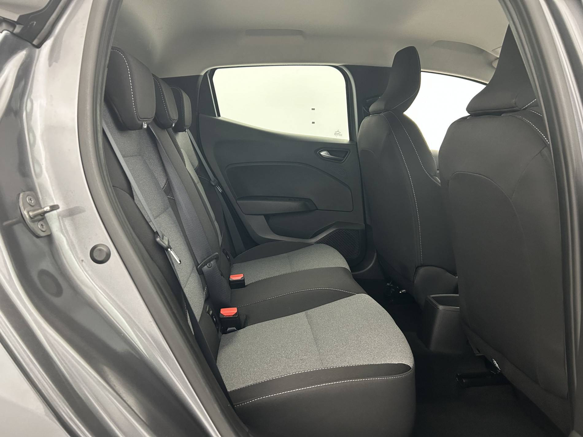 Vente en ligne Renault Clio 5 Clio TCe 90 au prix de 16 490 €