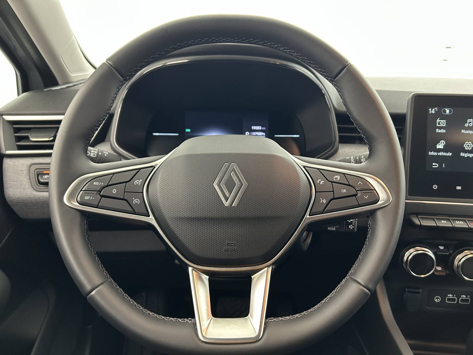Vente en ligne Renault Clio 5 Clio E-Tech full hybrid 145 ch GSR2 au prix de 20 890 €