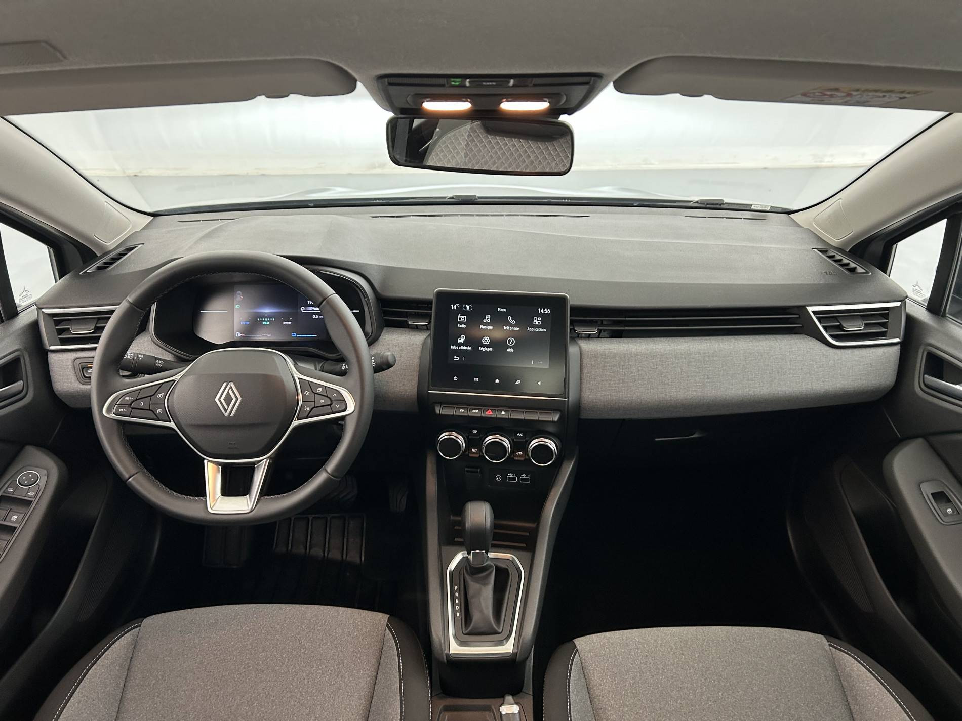 Vente en ligne Renault Clio 5 Clio E-Tech full hybrid 145 ch GSR2 au prix de 20 890 €