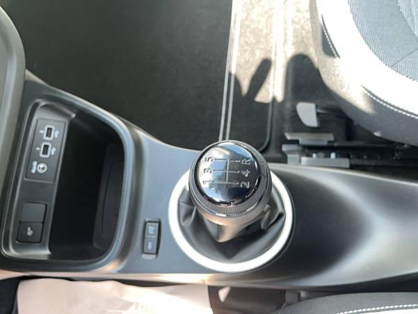Vente en ligne Renault Twingo 3  SCe 65 au prix de 13 790 €