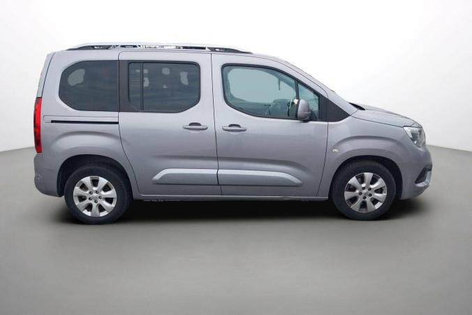 Vente en ligne Opel Combo Life  L1H1 1.2 130 ch BVA8 Start/Stop au prix de 16 970 €