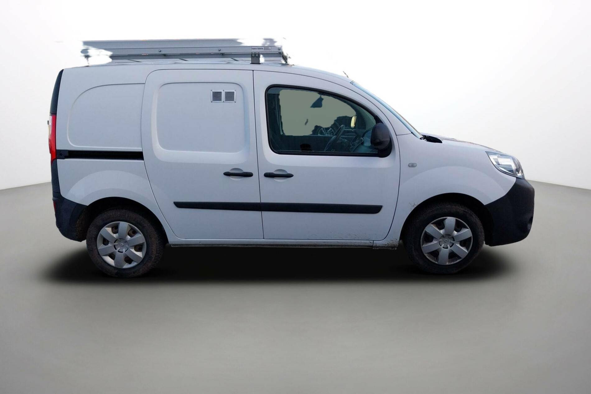 Vente en ligne Renault Kangoo Express  1.5 DCI 90 ENERGY E6 au prix de 9 990 €