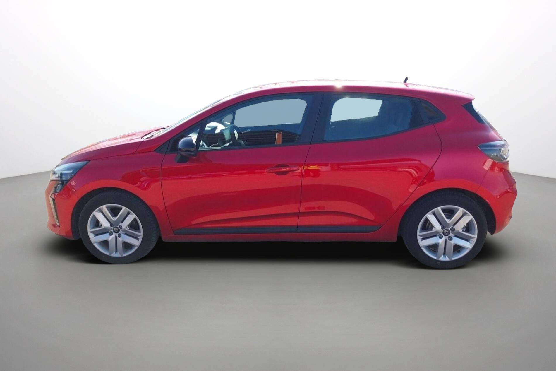 Vente en ligne Renault Clio 5 Clio E-Tech full hybrid 145 ch GSR2 au prix de 19 990 €