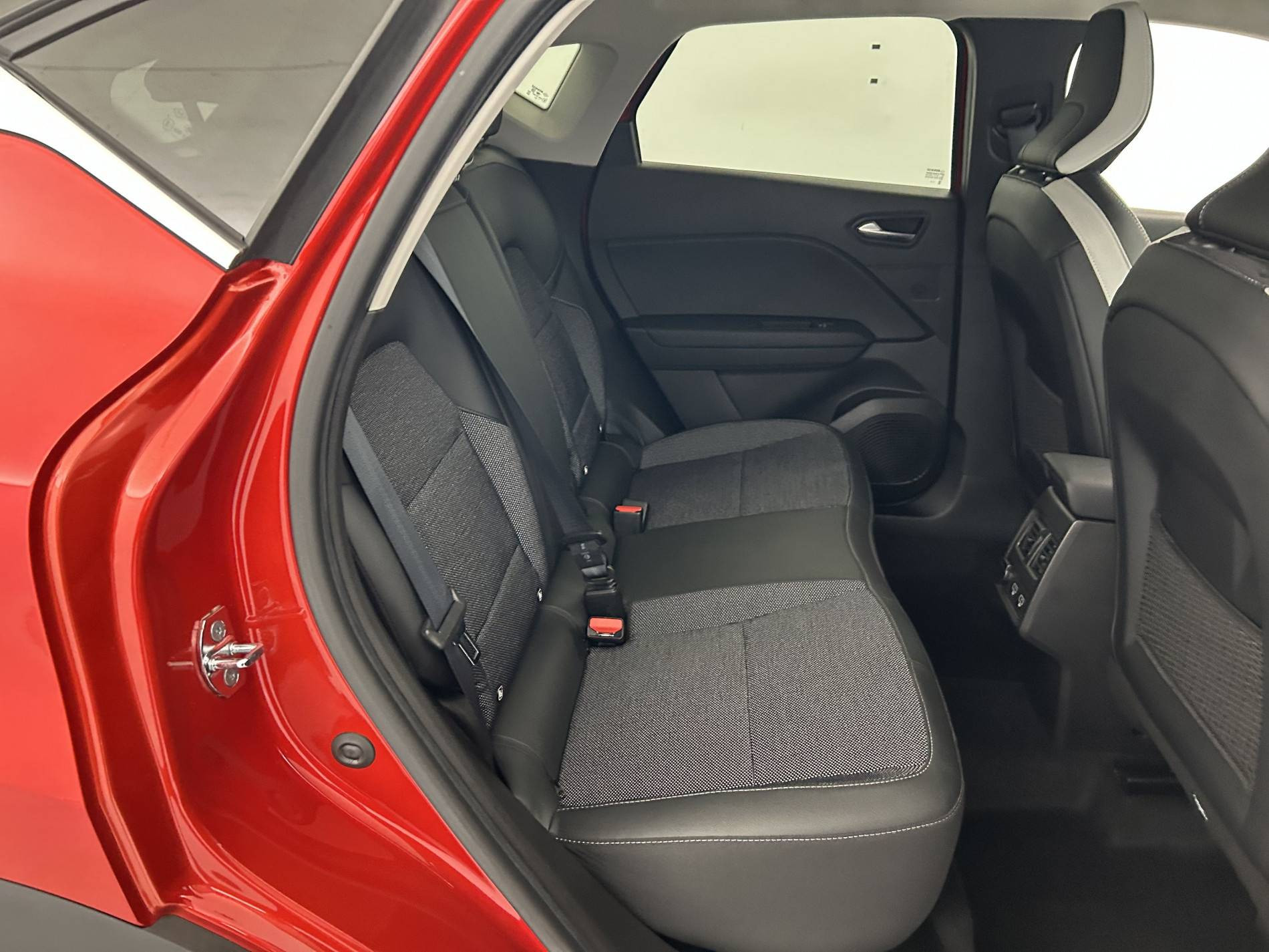 Vente en ligne Renault Captur  E-Tech 145 - 21 au prix de 20 990 €