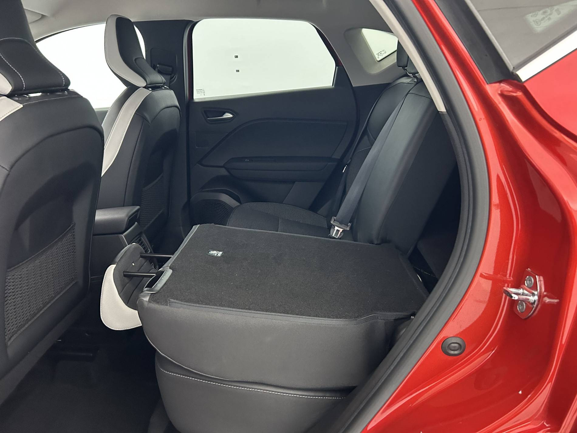 Vente en ligne Renault Captur  E-Tech 145 - 21 au prix de 20 990 €