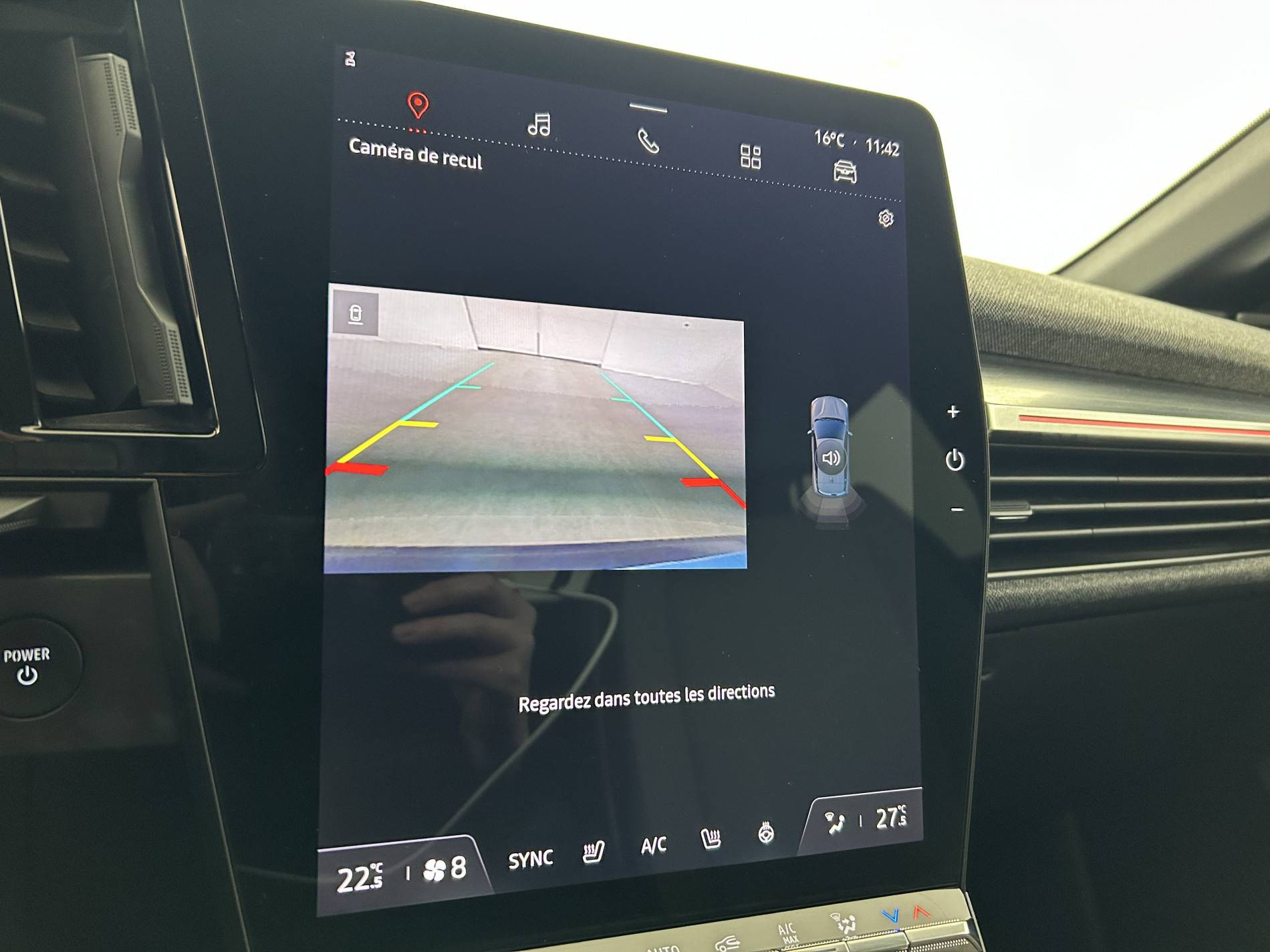 Vente en ligne Renault Megane E-Tech  EV60 220 ch super charge au prix de 23 990 €