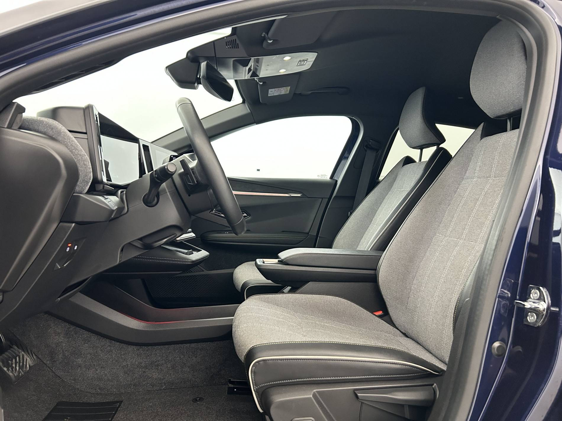 Vente en ligne Renault Megane E-Tech  EV60 220 ch super charge au prix de 23 990 €