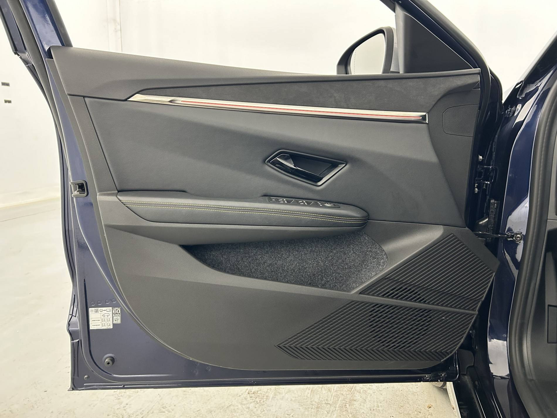 Vente en ligne Renault Megane E-Tech  EV60 220 ch super charge au prix de 23 990 €