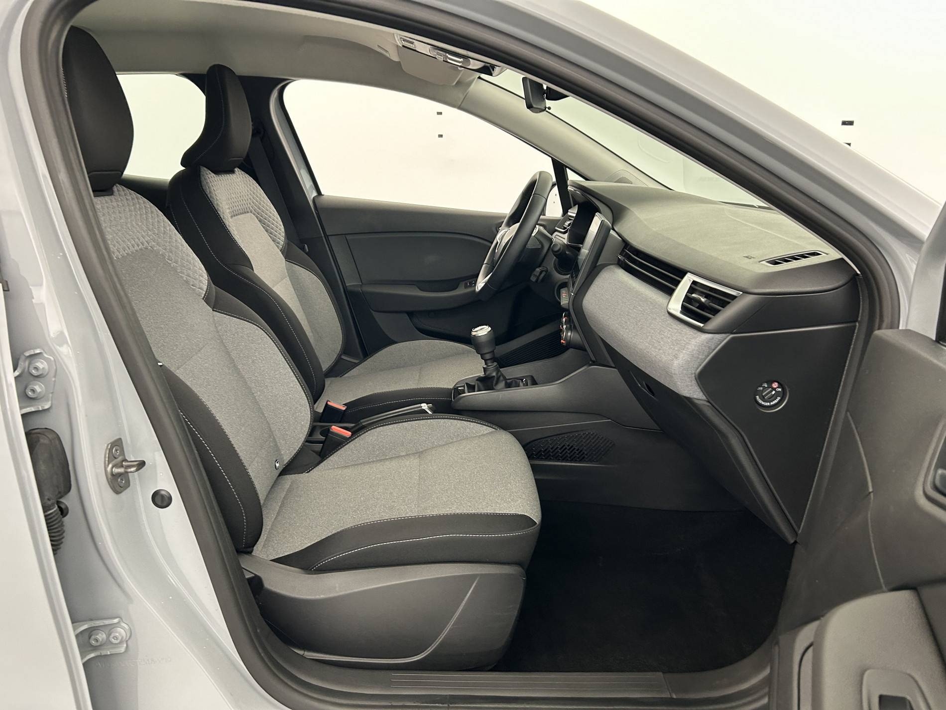 Vente en ligne Renault Clio 5 Clio TCe 90 au prix de 16 390 €